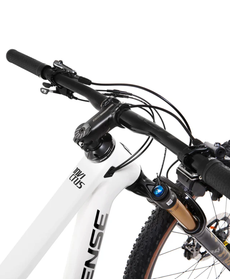 Bicicleta Invictus G3 R1 SSL