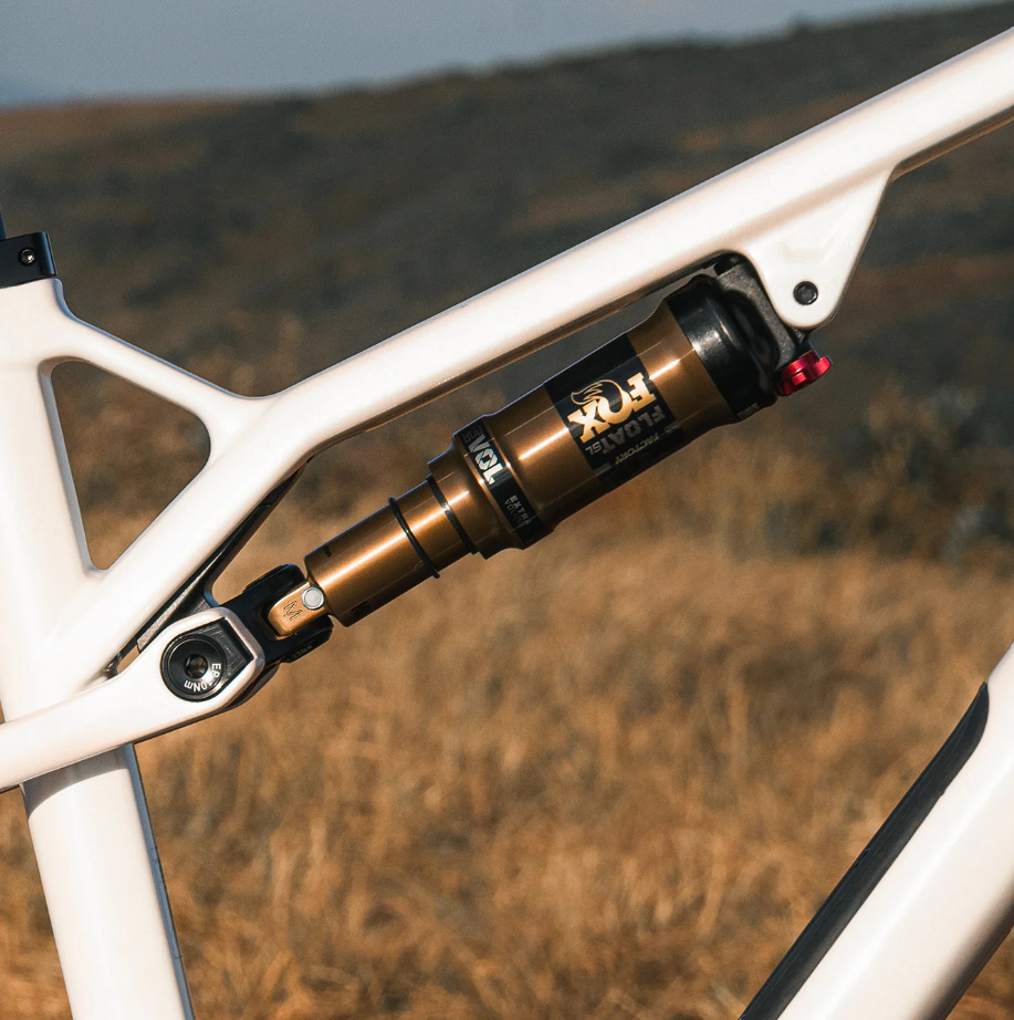 Bicicleta Invictus G3 R1 SSL